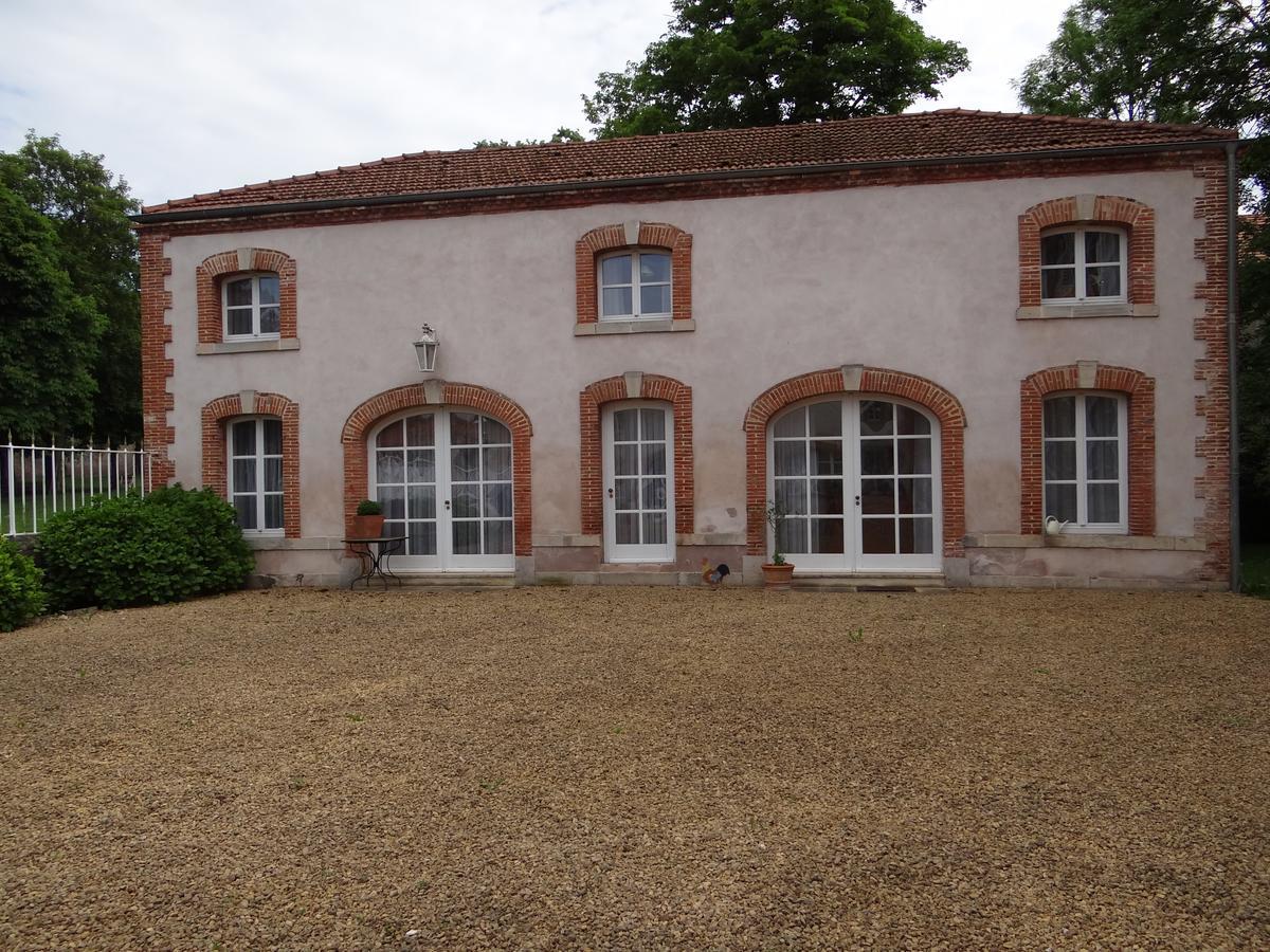 Chateau Mesny Vic-sur-Seille Exterior photo